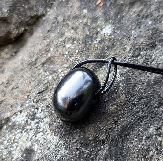 Karelian Shungite-The Drop Pendant