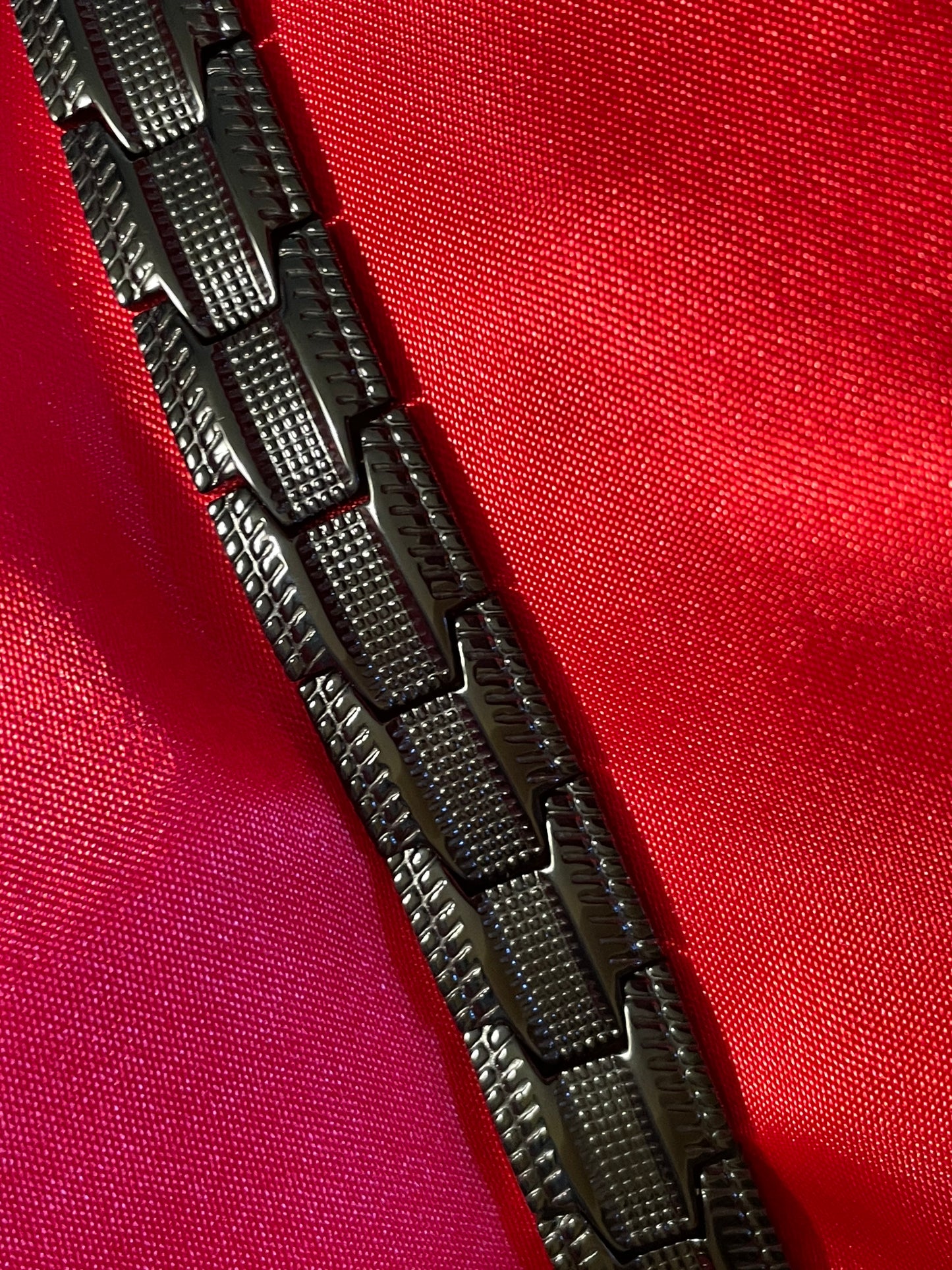 Bracelet-Large Black Scalar Energy Bracelet✨