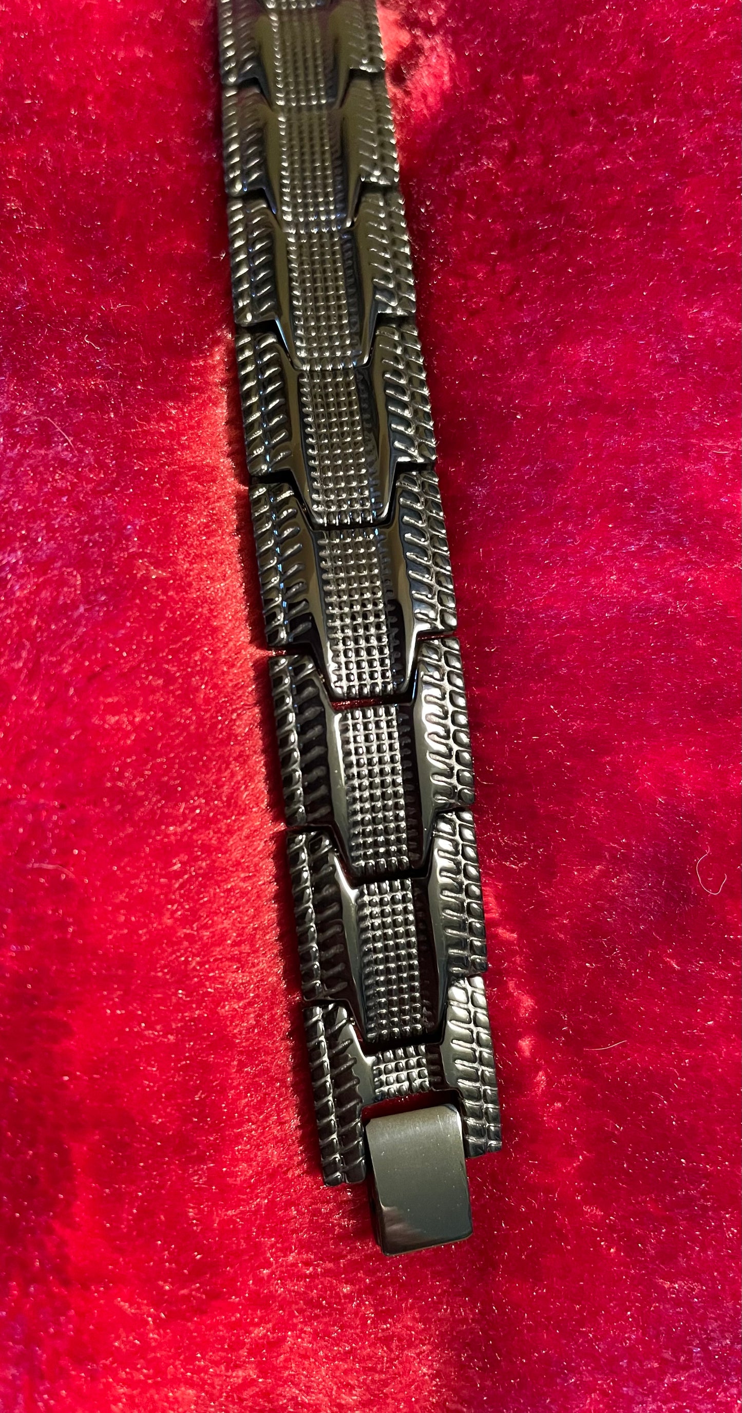 Bracelet-Large Black Scalar Energy Bracelet✨