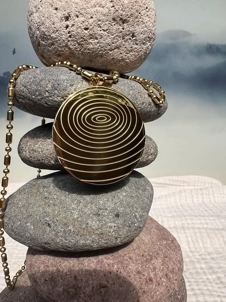 Swirl Scalar Energy Pendant Gold